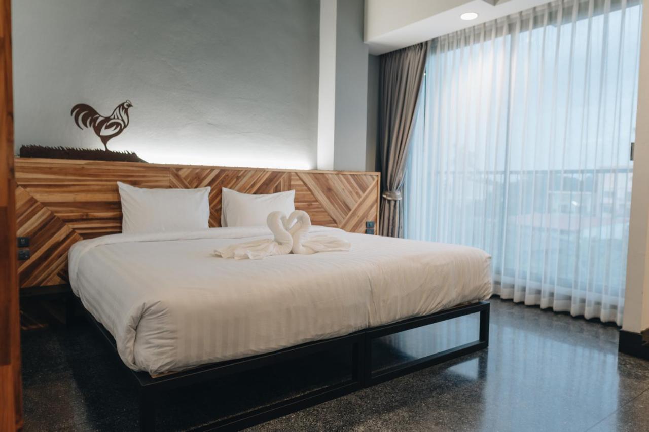 Ou Hotel Phitsanulok Exterior foto
